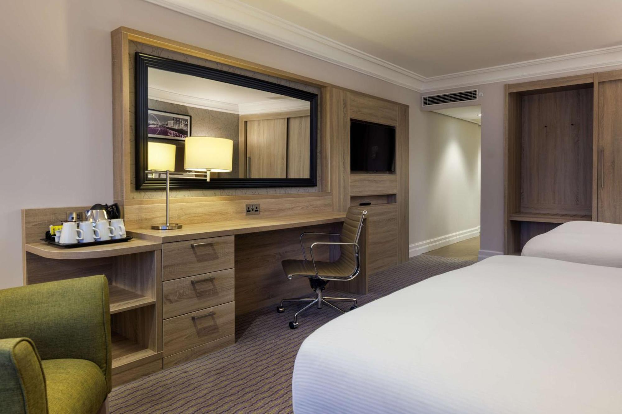 Doubletree By Hilton Glasgow Central Exterior foto
