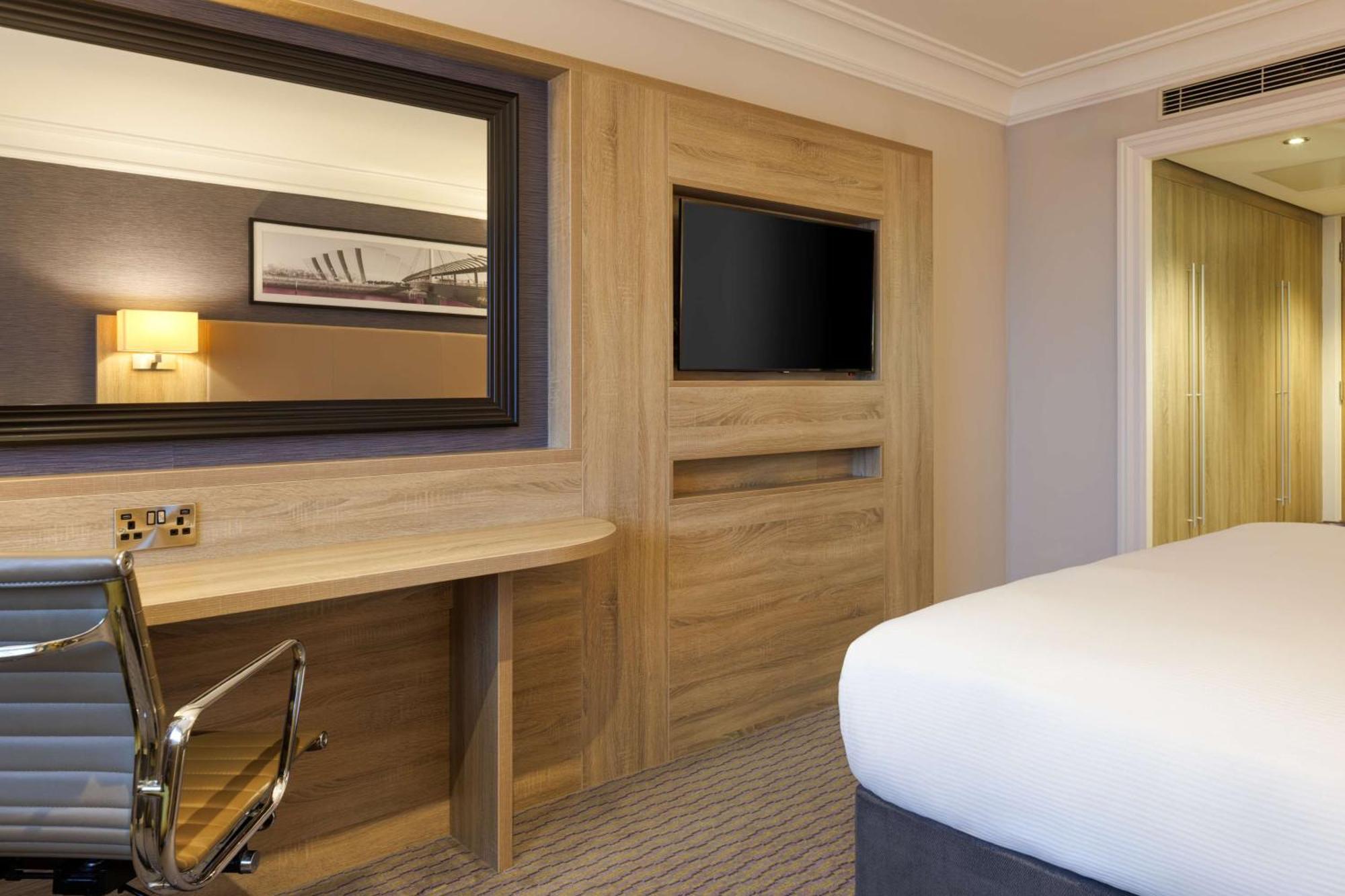 Doubletree By Hilton Glasgow Central Exterior foto